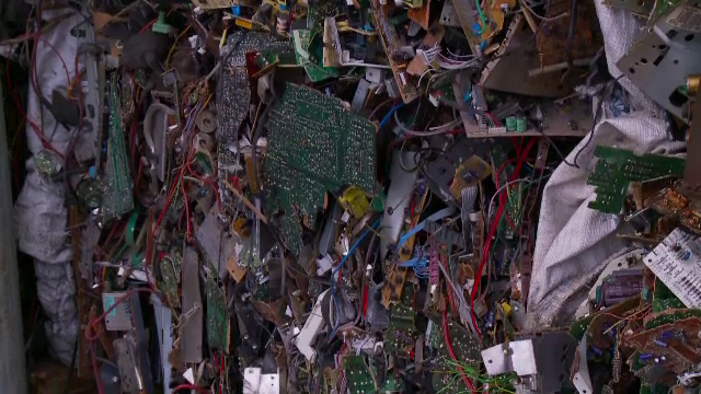 De ce nu reciclează românii aparatele electrocasnice vechi