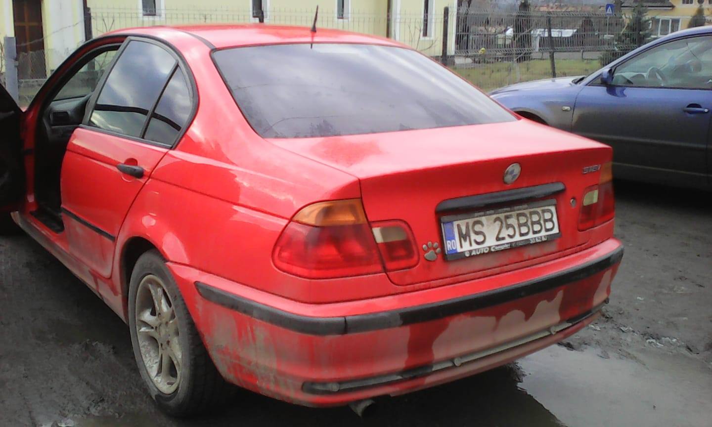 BMW, vândut de Fisc cu 2.804 lei. Cât costă două mașini Dacia Logan. FOTO - Imaginea 1