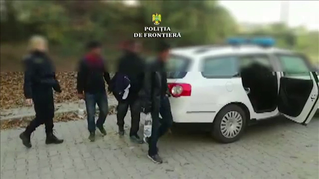 Cum au fost descoperiți 3 bărbați din Bangladesh care încercau să iasă din România