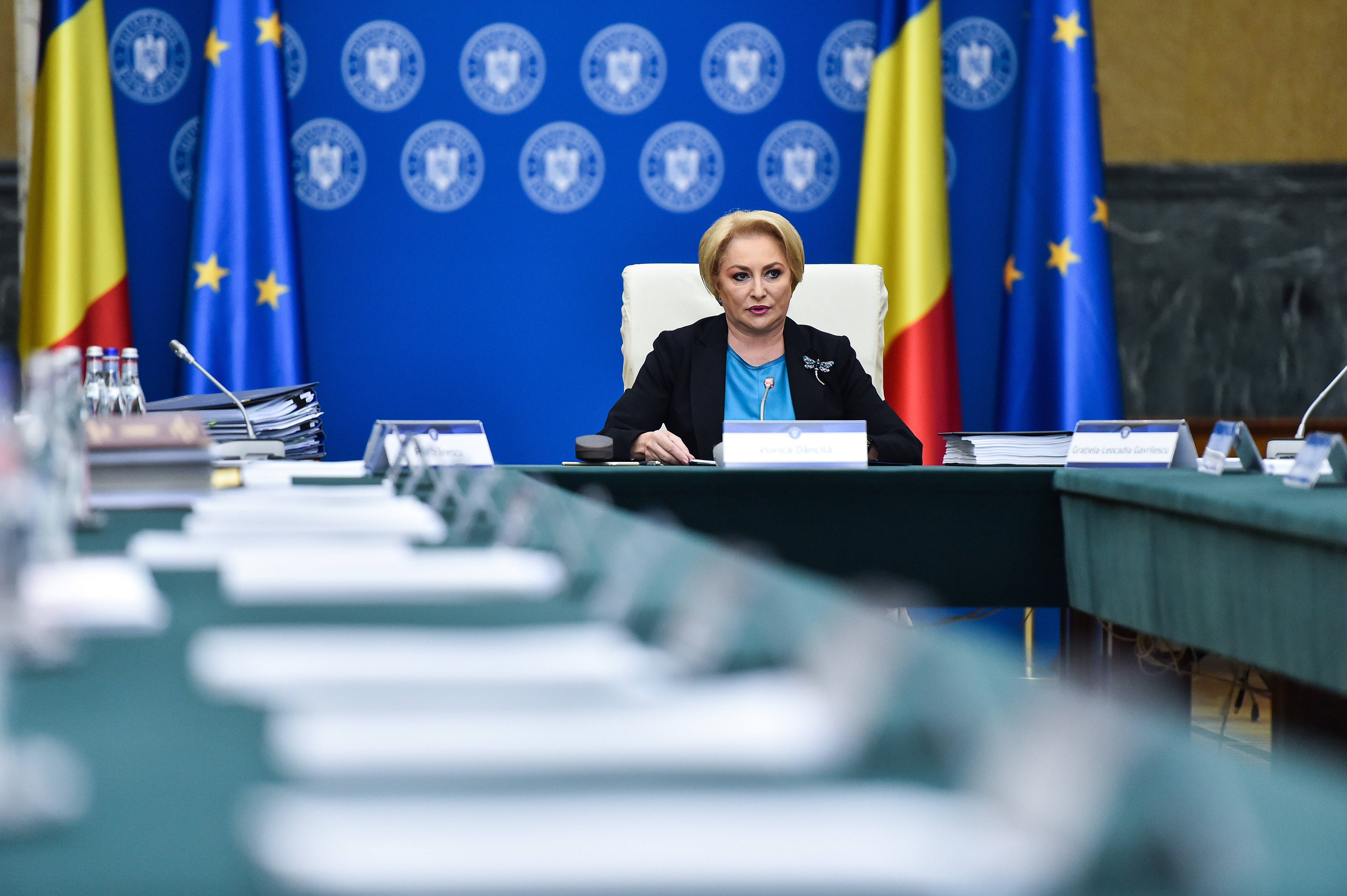 Klaus Iohannis a acceptat propunerile miniștrilor interimari la Transporturi și Dezvoltare