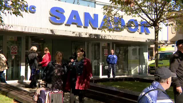 Părinţii copilului mort la spital susţin că Sanador are acreditare expirată
