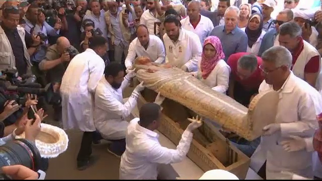 Descoperire fascinantă în Egipt: 30 de sarcofage cu o vechime de peste 2000 de ani
