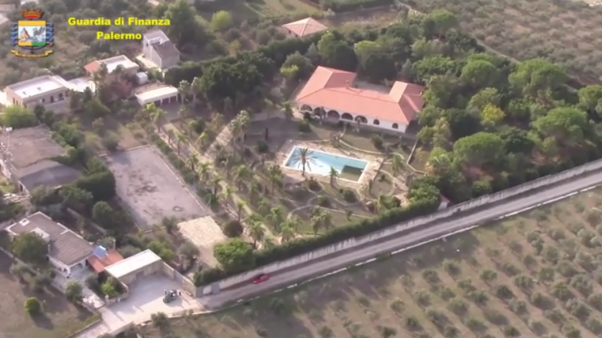 Cum arata vila de lux confiscata de la „Regele Betonului”, protejat de Cosa Nostra