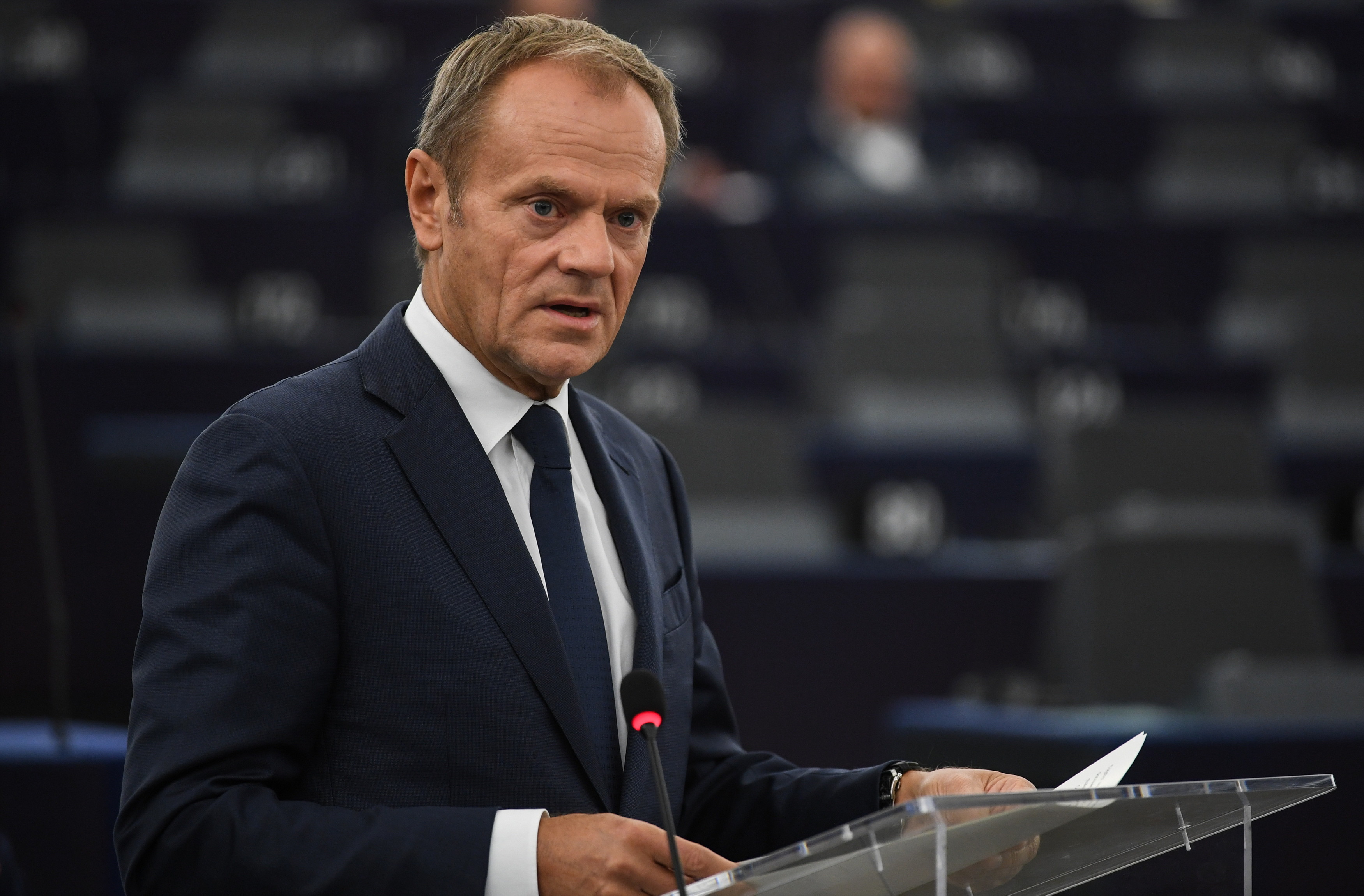Tusk recomandă liderilor statelor UE să accepte amânarea Brexitului