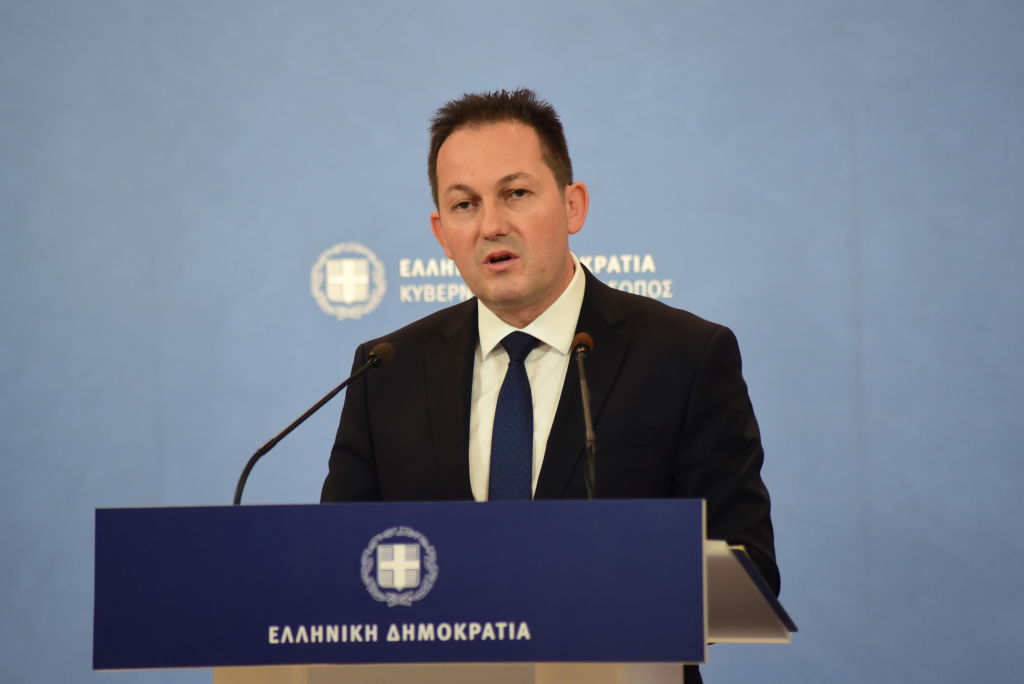 Turcia a blocat în aer timp de 20 de minute un avion ce îl transporta pe ministrul grec de Externe