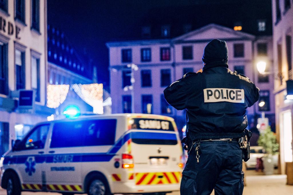 Un nou incident șocant în Franța. Un preot ortodox a fost împușcat la Lyon