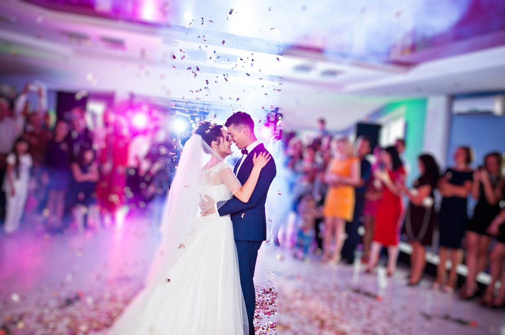 Nunțile, după doi de ani de restricții: prețuri mai mari și opțiuni mai restrânse