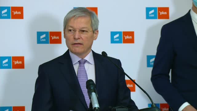 USR l-a propus pe Dacian Cioloş premier, pentru a pune capăt crizei politice