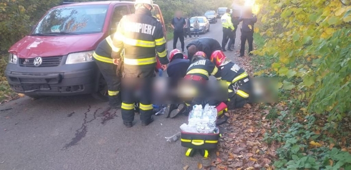 Accident grav în Cluj. Un bărbat a murit şi o femeie a fost rănită. A intervenit un elicopter SMURD