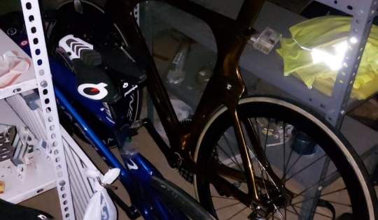 Bicicletele lotului italian de ciclism furate în Franța au fost găsite în Vrancea
