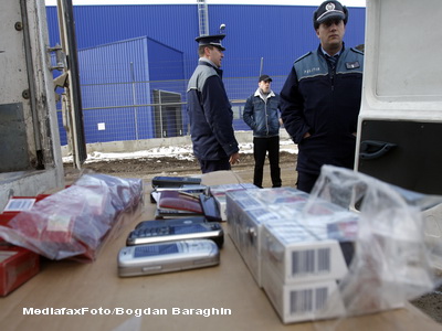 Contrabanda cu tigari. Politistii de frontiera au retinut trei contrabandisti