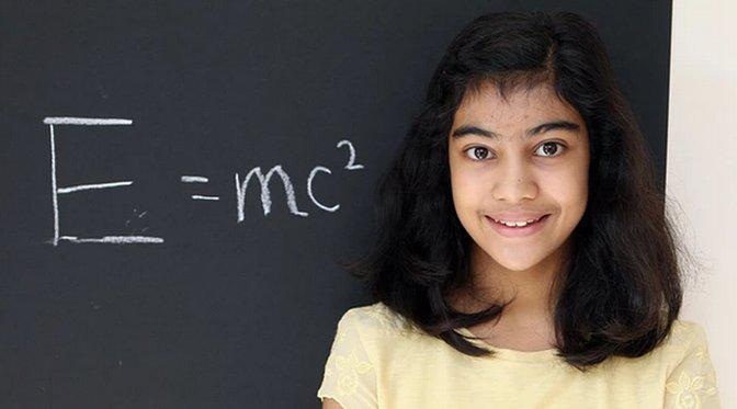 O fetita de 12 ani a obtinut punctajul maxim la un test IQ, depasindu-i pe Stephen Hawking si Albert Einstein