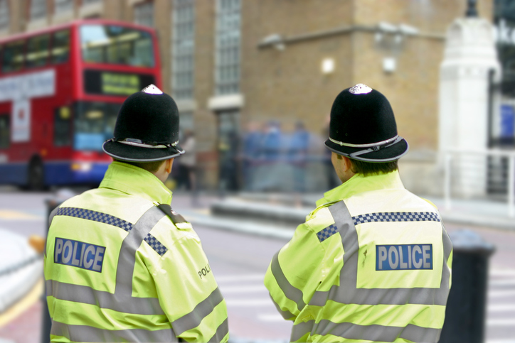 Un detectiv supraponderal acuză poliția britanică de discriminare
