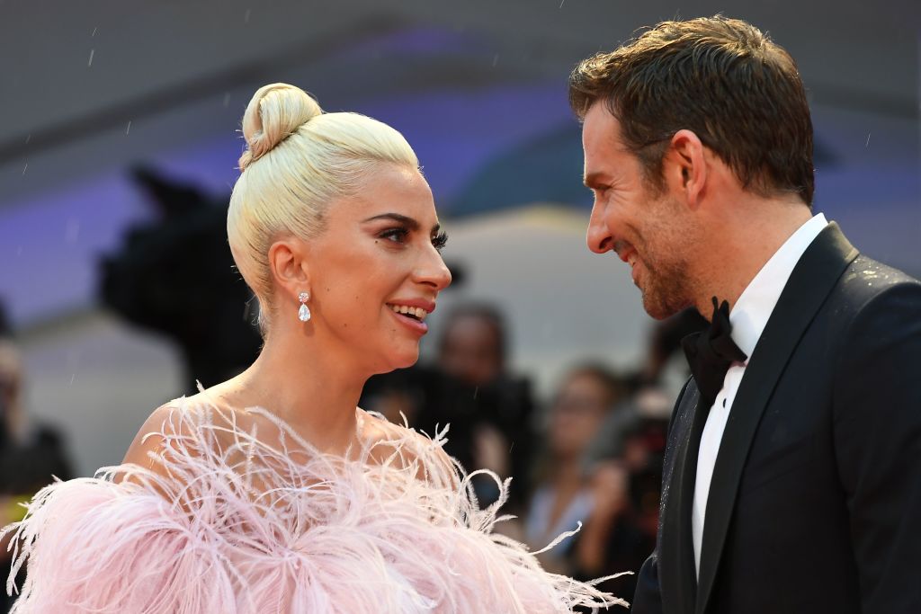 Lady Gaga, despre zvonurile privind o relaţie cu Bradley Cooper
