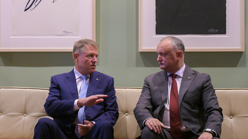 Iohannis s-a întâlnit cu Igor Dodon în SUA. Ce i-a transmis președintelui Moldovei