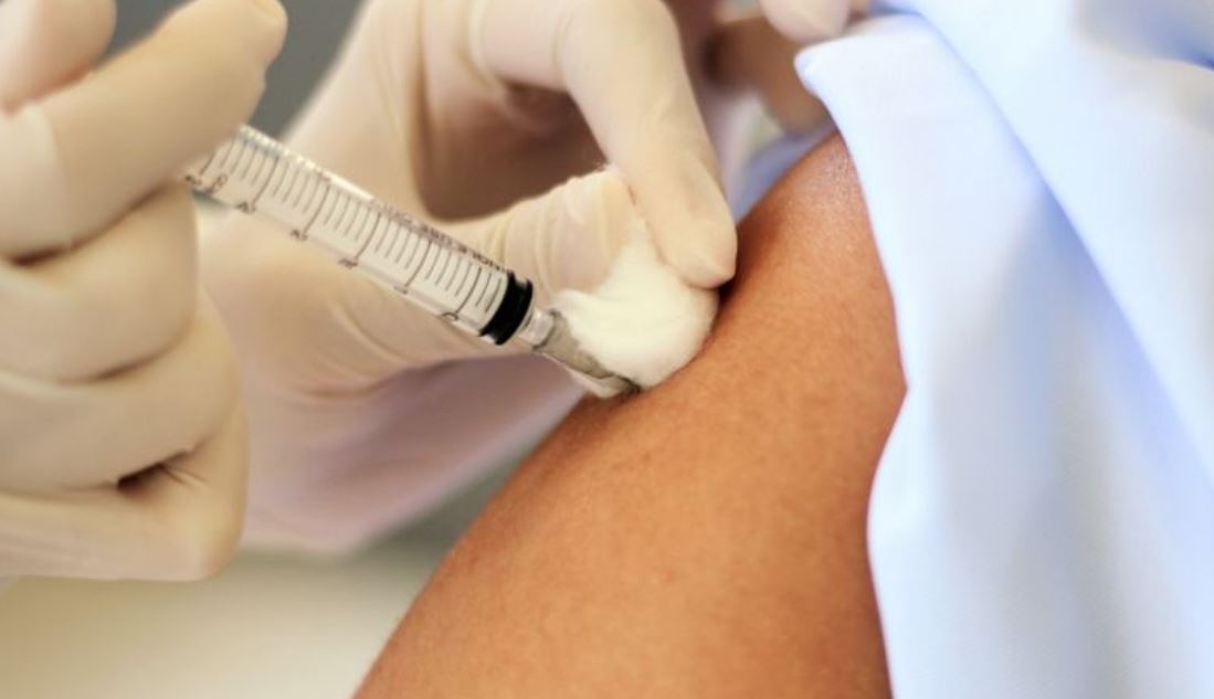 Ministrul Sănătății: Primele doze de vaccin anti Covid-19 ajung în România în decembrie