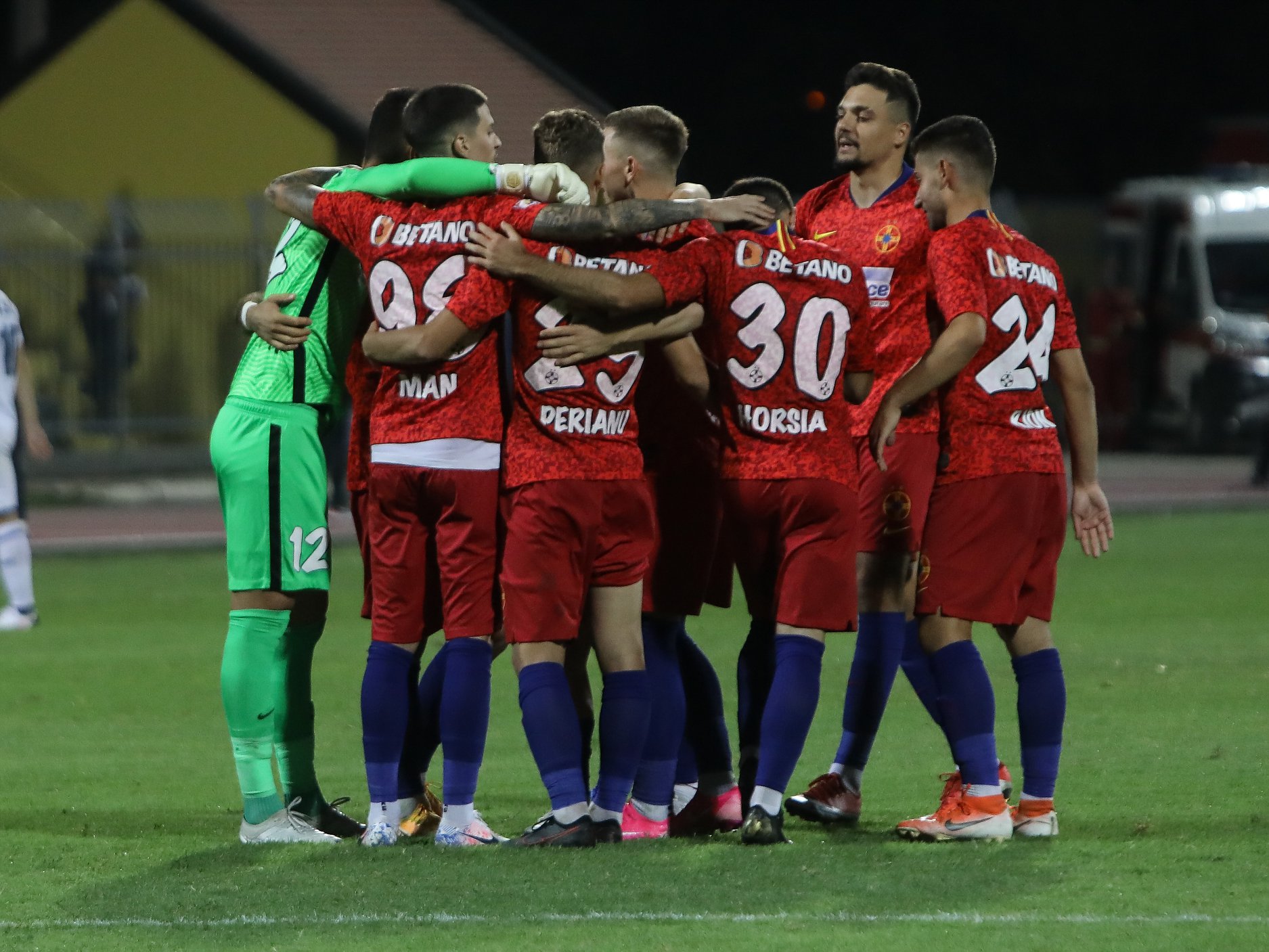 Record istoric în meciul câștigat de FCSB în Liga Europa, în fața sârbilor de la Backa Topola