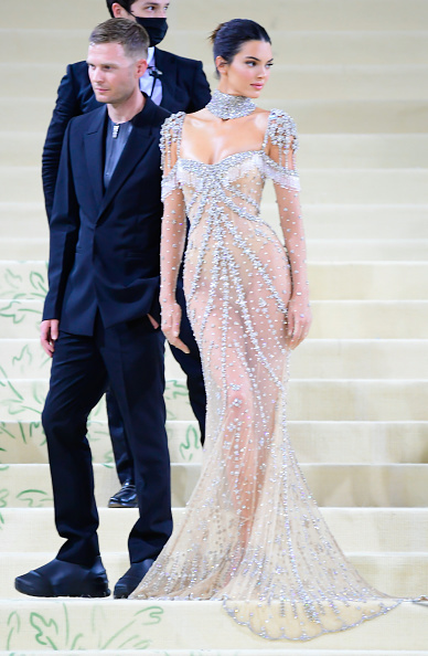 Covorul roșu, Met Gala 2021. Kim Kardashian și Naomi Osaka, apariții surprinzătoare. GALERIE FOTO - Imaginea 8