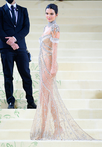Covorul roșu, Met Gala 2021. Kim Kardashian și Naomi Osaka, apariții surprinzătoare. GALERIE FOTO - Imaginea 15