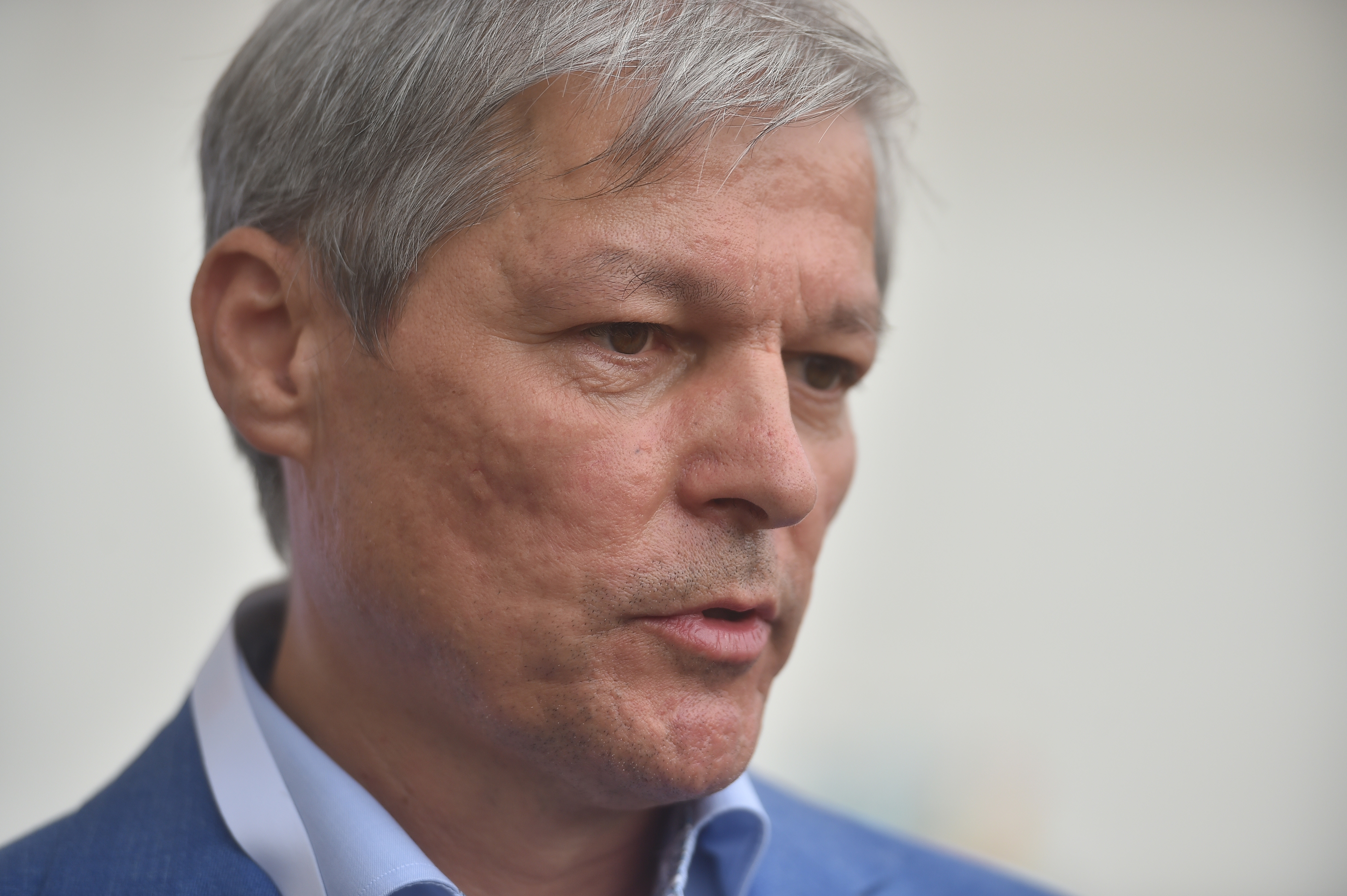 Dacian Cioloş a demisionat de la conducerea grupului Renew Europe din Parlamentul European