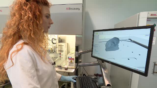În România vor putea fi făcute implanturi cu părți de corp realizate din celulele pacientului