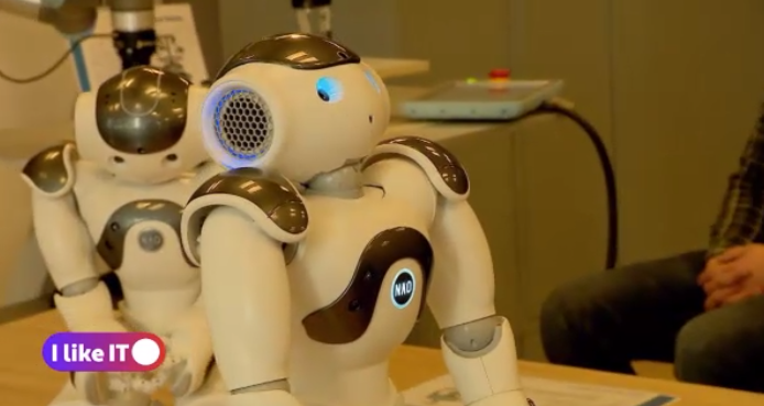 Producţia inteligentă în mâinile roboţilor - Epson