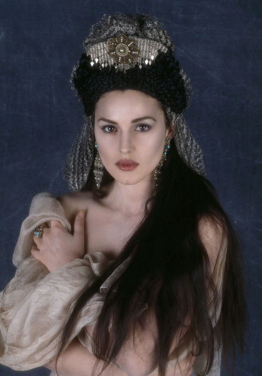Italian actress and model Monica Bellucci turns 58 today |  PHOTO GALLERY - Image 13
